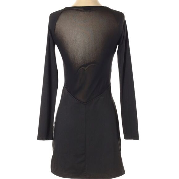 Tobi NWT Long Sleeve Mesh Panel Details LBD - Picture 5 of 8